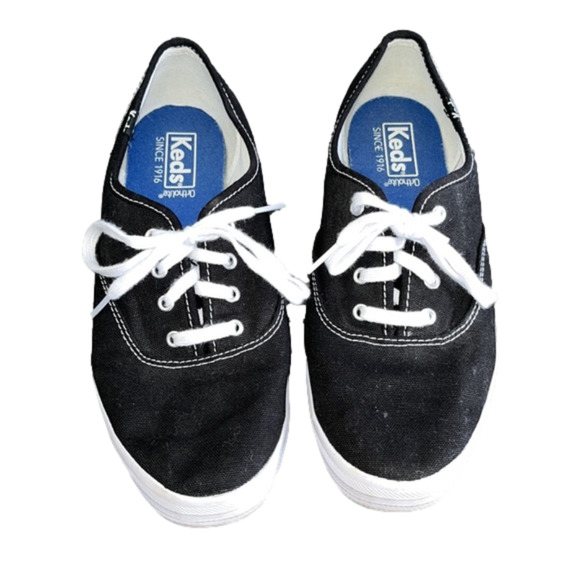 - KEDS - Picture 2 of 8